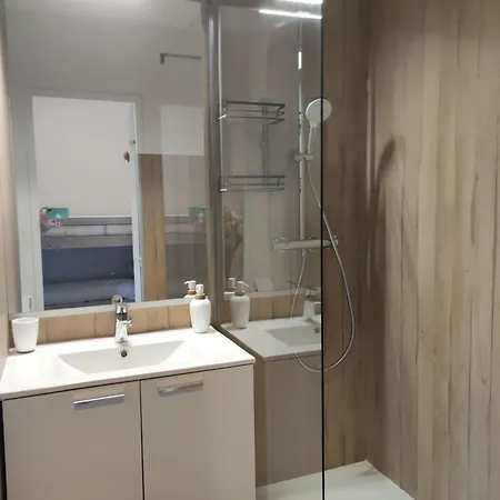 Bormes-les-mimosas, 1 Piece, 4 Personnes - Fr-1-677-41 *