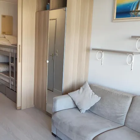 Bormes-les-mimosas, 1 Piece, 4 Personnes - Fr-1-677-41 Apartament Bormes-les-Mimosas